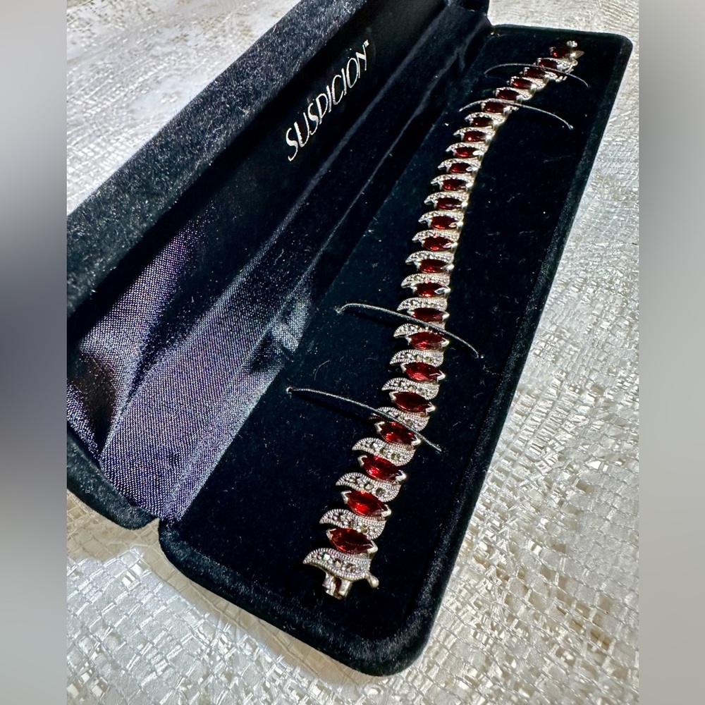 Sterling Silver Bracelet with Marcasite and Garnet stones marked A925 Thailand